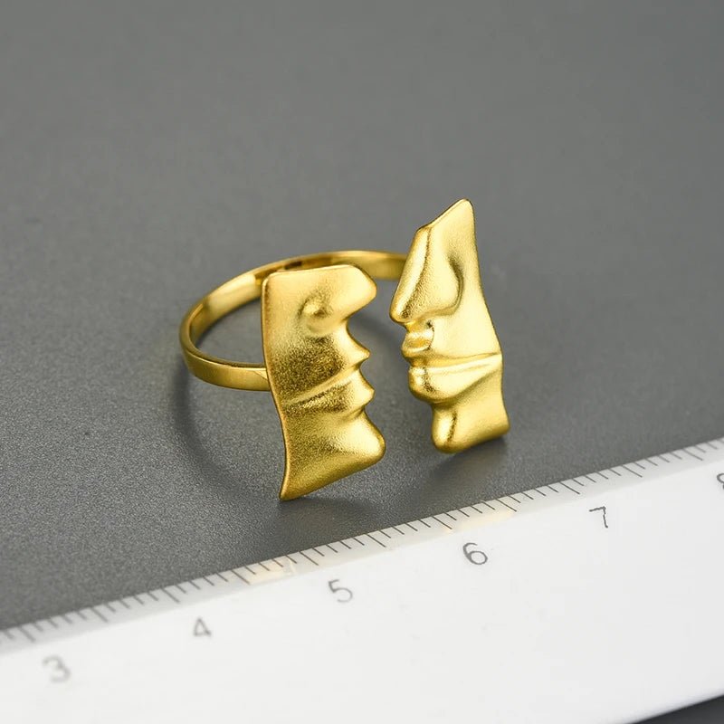 Face to Face Kiss Adjustable Ring