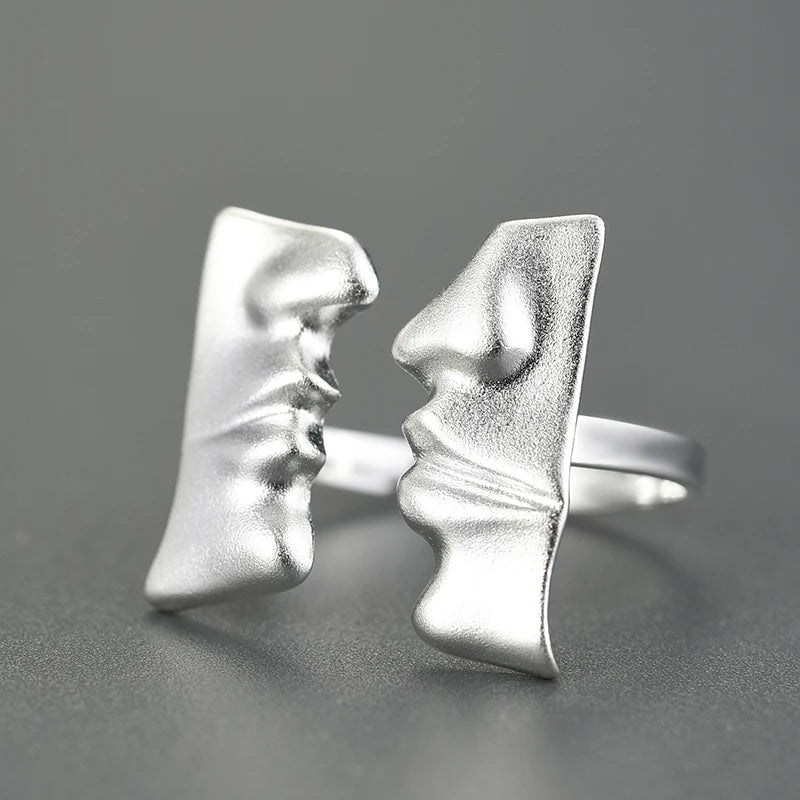 Face to Face Kiss Adjustable Ring