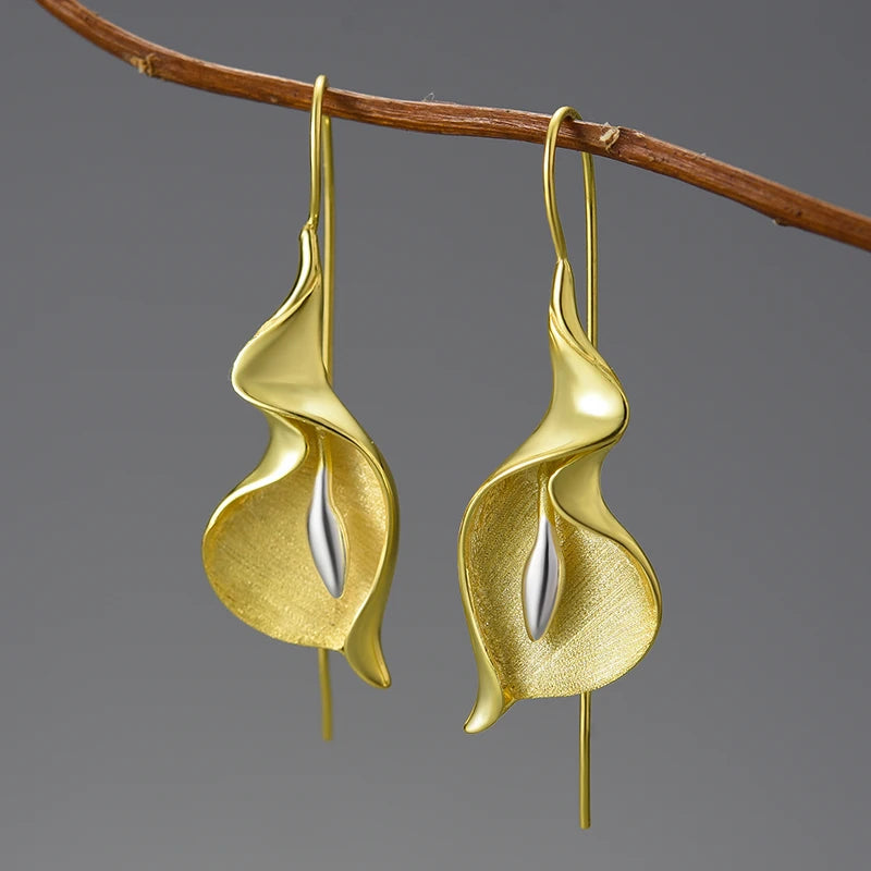 Long Hanging New Calla Lily Flower Dangle Earrings