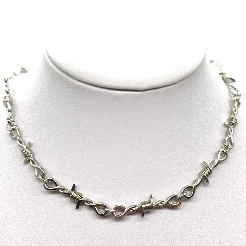 M1-Barbed Infinity Chain