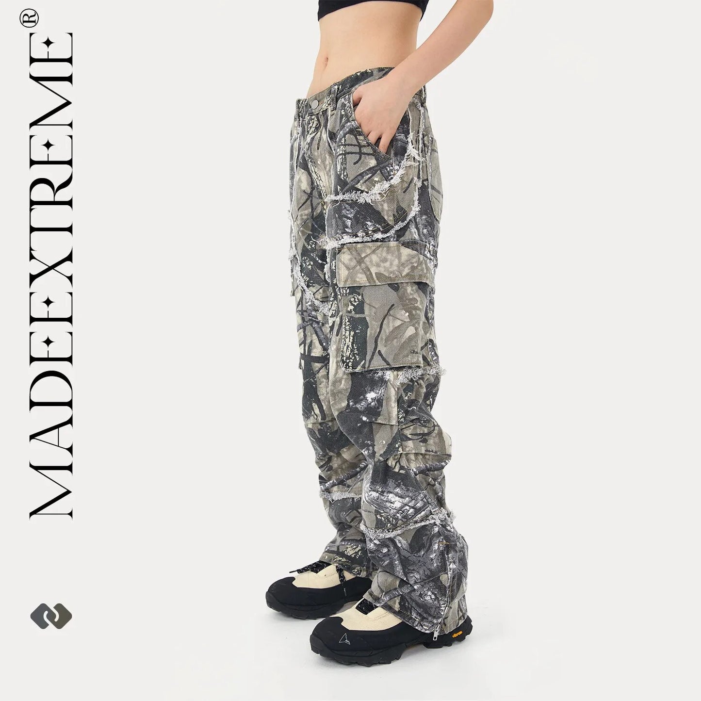 MADE EXTREME Jungle Camo Leaf Baggy Cargo Pants