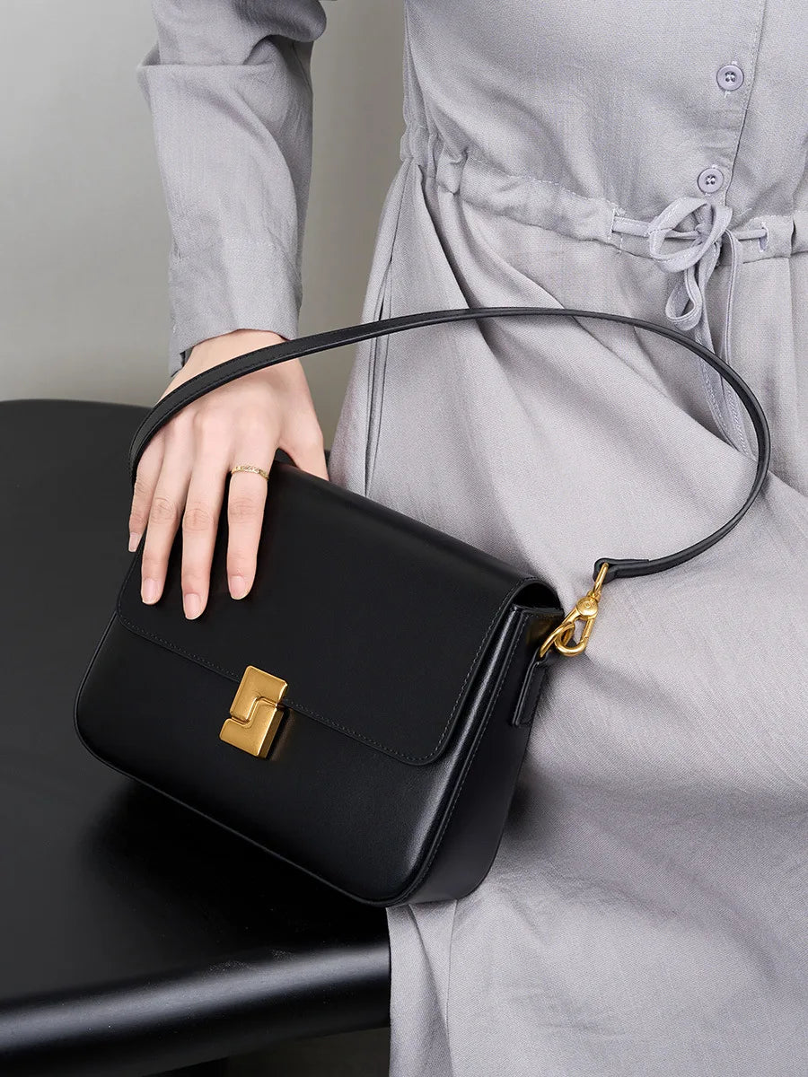 Tofu small square shoulder bag