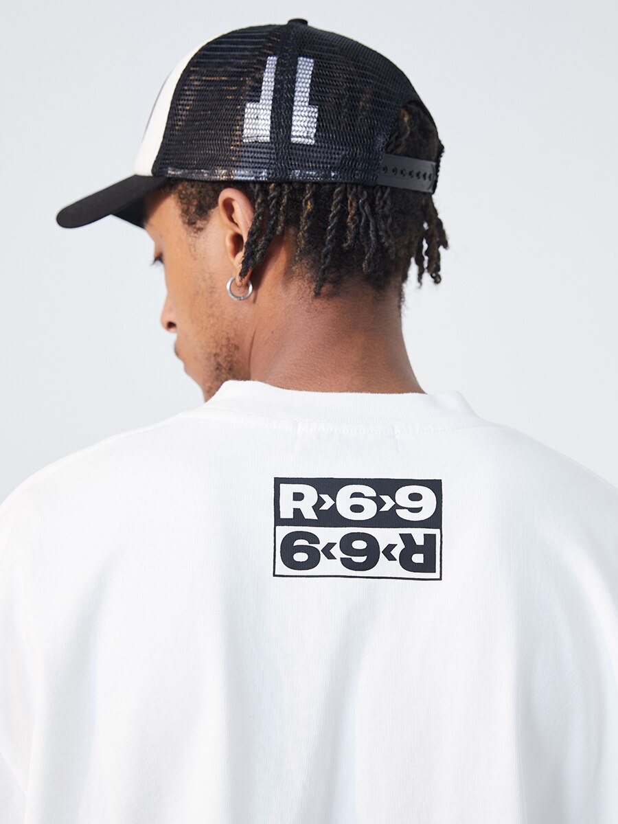 R69 Oversized graffiti t-shirt