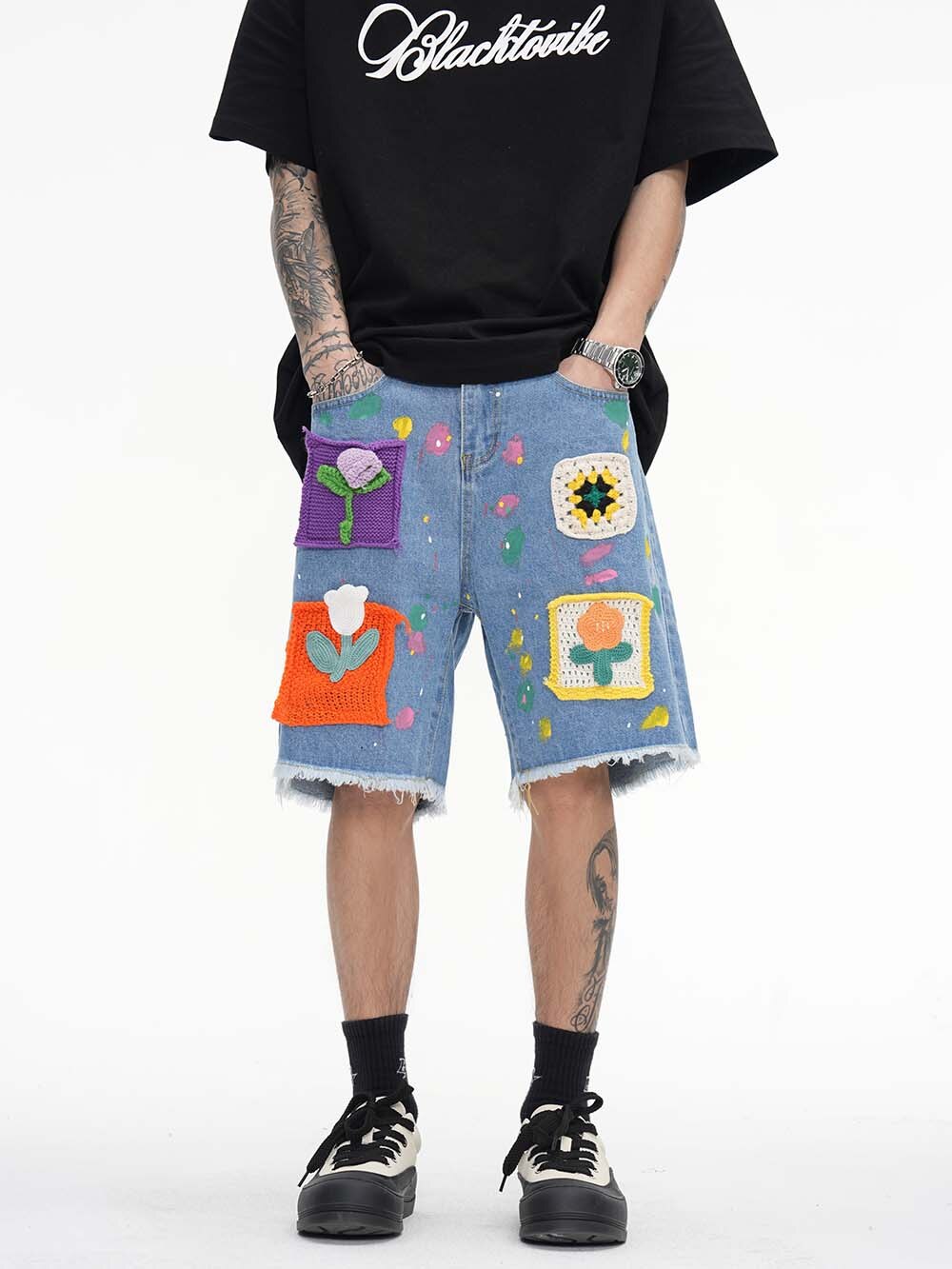 Graffiti patches baggy denim shorts