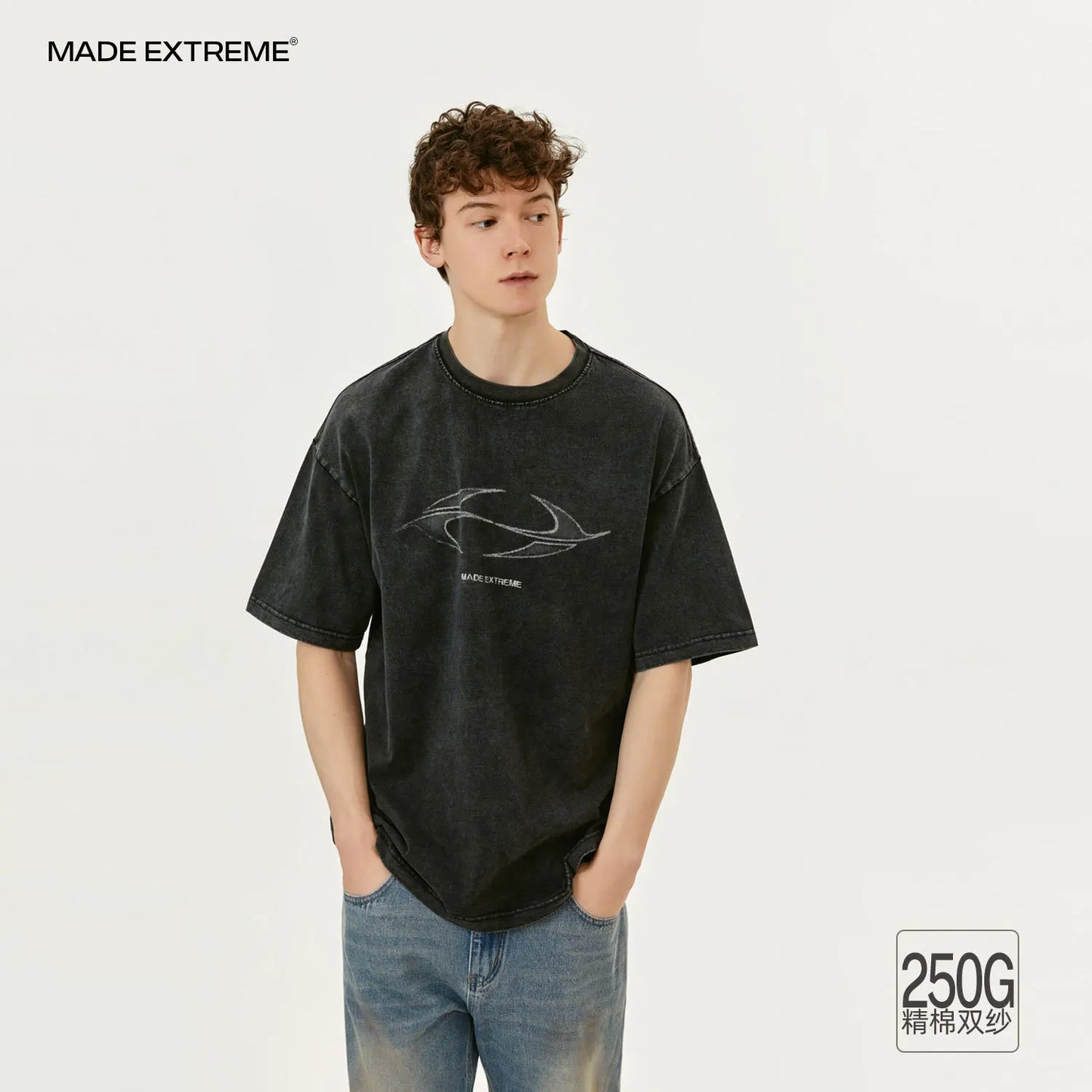 MADEEXTREME Washed Vintage R69 Short-sleeved Graphic T-Shirt